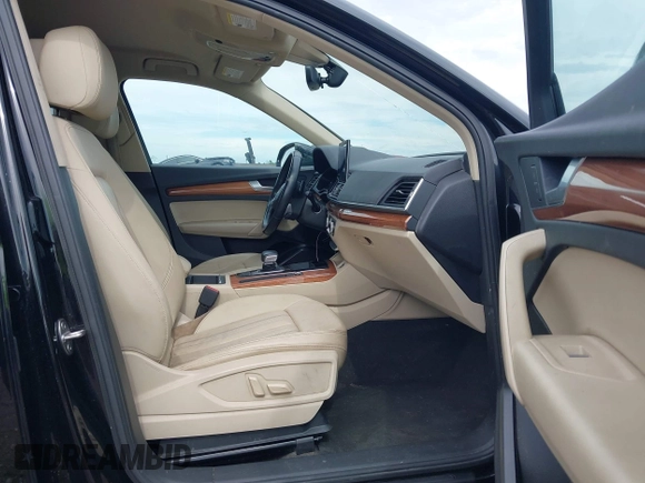 2021 Audi Q5 Premium z VIN WA1AAAFYXM2004808, wystawiony jako IAAI lot #42451719 z przebiegiem 123 537 mil mil oraz . Historia ofert i sprzedaży dostępna na DreamBid. Obrazek 5.