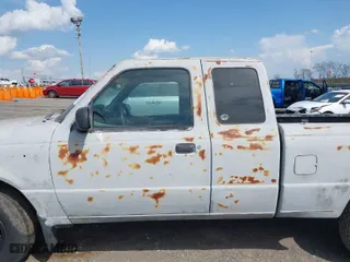 2002 Ford Ranger XL with VIN 1FTYR14U12TA05656, listed as a IAAI auction lot 42008309 with 187,553 mi miles. Bid and sale history available at carsss.com. Image 6.