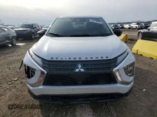 2023 Mitsubishi Eclipse Cross LE z VIN JA4ATVAA6PZ003386, wystawiony jako Copart lot #46779775 z przebiegiem 25 628 mil mil oraz Szkoda całkowita • Salvage title. Historia ofert i sprzedaży dostępna na DreamBid. Obrazek 5.