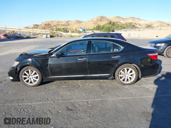 2009 Lexus LS 460 with VIN JTHBL46F095091434, listed as a IAAI auction lot 40890291 with 156,873 mi miles and . Bid and sale history available at DreamBid. Image 14.