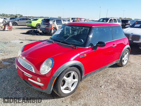 2003 MINI Hardtop with VIN WMWRC33413TC48601, listed as a IAAI auction lot 41418901 with 57,095 mi miles and . Bid and sale history available at DreamBid. Image 18.