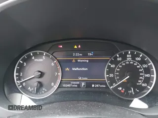 2019 Infiniti QX50 Essential z VIN 3PCAJ5M13KF136032, wystawiony jako IAAI lot #41391260 z przebiegiem 102 407 mil mil oraz . Historia ofert i sprzedaży dostępna na DreamBid. Obrazek 7.