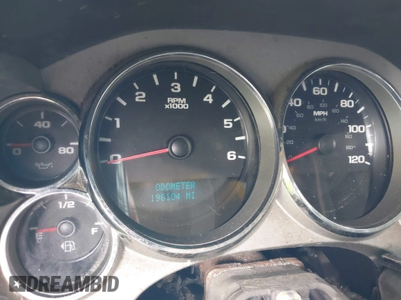 2007 Chevrolet Silverado 1500 LT w/1LT with VIN 2GCEC19C871611411, listed as a IAAI auction lot 41595381 with 198,104 mi miles. Bid and sale history available at carsss.com. Image 7.