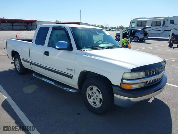 2001 Chevrolet Silverado 1500 LS with VIN 1GCEC19V61Z168966, listed as a IAAI auction lot 41824590 with 247,078 mi miles. Bid and sale history available at carsss.com. Image 1.