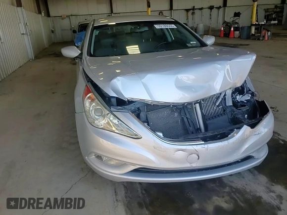2012 Hyundai Sonata Limited z VIN 5NPEC4AB6CH442261, wystawiony jako Copart lot #59189555 z przebiegiem 204 879 mil mil oraz Szkoda całkowita • Salvage title. Historia ofert i sprzedaży dostępna na DreamBid. Obrazek 14.