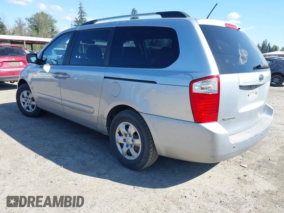 2010 Kia Sedona LX with VIN KNDMG4C3XA6346579, listed as a IAAI auction lot 42085860 with 145,008 mi miles. Bid and sale history available at carsss.com. Image 3.