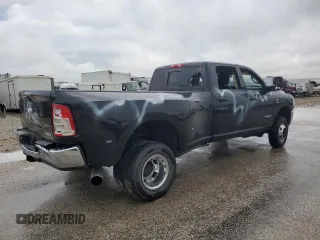 2019 Ram 3500 Tradesman with VIN 3C63RRGL0KG628833, listed as a Copart auction lot 49468673 with 203,725 mi miles and Salvage Title. Bid and sale history available at carsss.com. Image 3.
