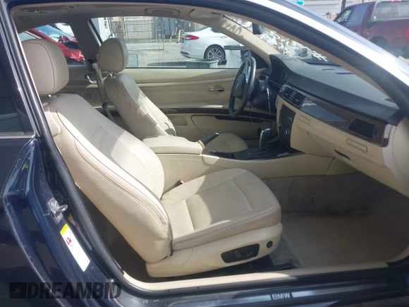 2009 BMW 3 Series 328i с VIN WBAWV13529P123146, выставлен на аукционе IAAI как лот 42244860 с пробегом 186 558 миль миль и . История ставок и продаж доступна на DreamBid. Изображение 5.