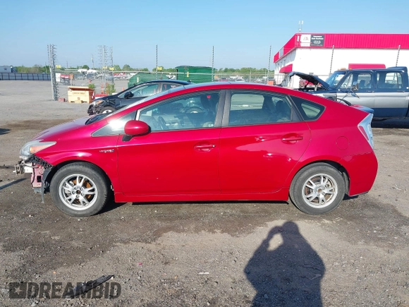 2010 Toyota Prius II with VIN JTDKN3DU6A0199999, listed as a IAAI auction lot 42010583 with 106,143 mi miles. Bid and sale history available at carsss.com. Image 15.