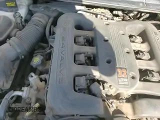 1999 Dodge Intrepid ES z VIN 2B3HD56J3XH637069, wystawiony jako Copart lot #84954124 z przebiegiem 159 138 mil mil oraz Szkoda całkowita • Salvage title. Historia ofert i sprzedaży dostępna na DreamBid. Obrazek 15.