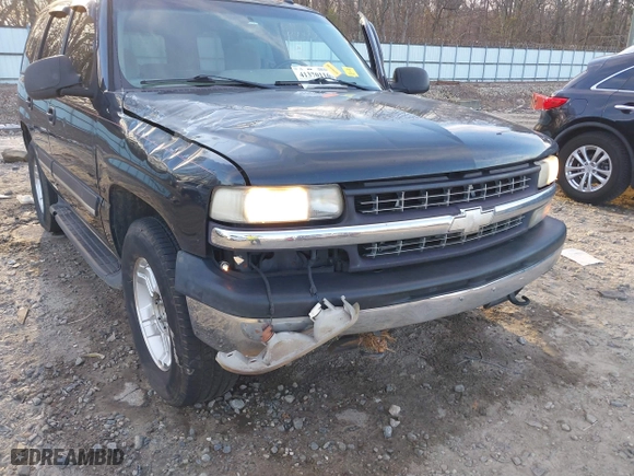 2005 Chevrolet Tahoe LS with VIN 1GNEK13T75J126912, listed as a IAAI auction lot 41370116 with 242,937 mi miles. Bid and sale history available at carsss.com. Image 6.