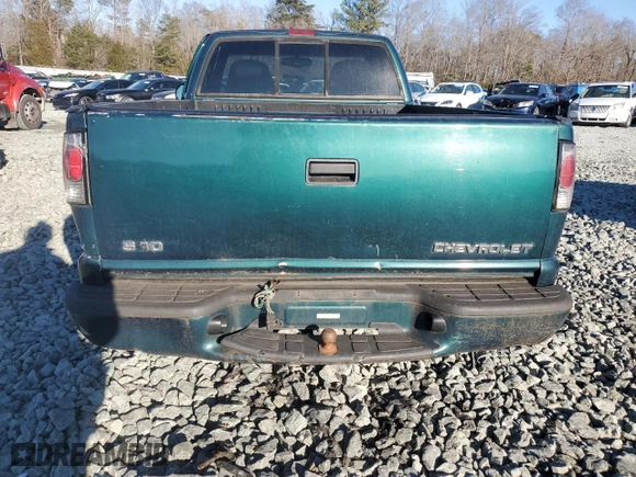 1998 Chevrolet S-10 with VIN 1GCCS1445WK234691, listed as a Copart auction lot 88746545 with 275,680 mi miles and Salvage Title. Bid and sale history available at carsss.com. Image 6.