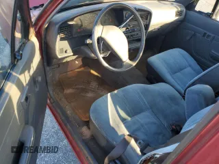 1994 Toyota Pickup DX with VIN JT4RN93P2R5094405, listed as a Copart auction lot 87958845 with 245,227 mi miles and Clean title. Bid and sale history available at DreamBid. Image 8.