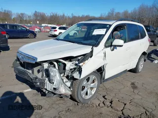 2015 Subaru Forester 2.5i Premium with VIN JF2SJADC8FG518276, listed as a IAAI auction lot 41330776 with 137,209 mi miles. Bid and sale history available at carsss.com. Image 20.