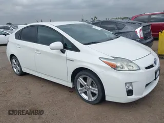 2010 Toyota Prius II with VIN JTDKN3DU0A0189680, listed as a IAAI auction lot 42183701 with 172,909 mi miles. Bid and sale history available at carsss.com. Image 1.