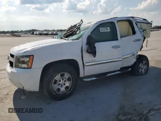 2008 Chevrolet Tahoe 1LT with VIN 1GNFC13028R125874, listed as a Copart auction lot 62187985 with 224,163 mi miles and Salvage title. Bid and sale history available at DreamBid. Image 1.