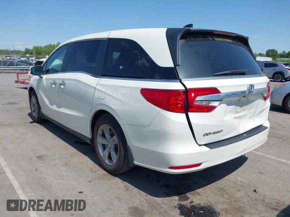 2019 Honda Odyssey EX-L with VIN 5FNRL6H76KB101969, listed as a IAAI auction lot 41985816 with 107,309 mi miles. Bid and sale history available at carsss.com. Image 3.