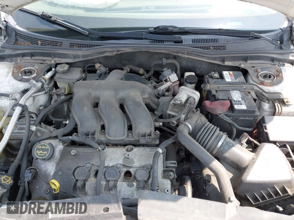 2008 Mercury Milan Premier with VIN 3MEHM02158R633388, listed as a IAAI auction lot 42390045 with 158,332 mi miles and . Bid and sale history available at DreamBid. Image 10.