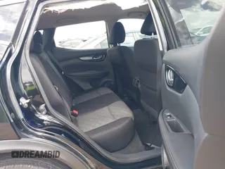 2019 Nissan Rogue Sport S with VIN JN1BJ1CP5KW524557, listed as a IAAI auction lot 42086359 with 114,281 mi miles. Bid and sale history available at carsss.com. Image 8.