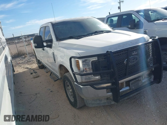 2018 Ford Super Duty F-250 SRW XL with VIN 1FT7W2B63JEC57006, listed as a IAAI auction lot 41675680 with 146,247 mi miles. Bid and sale history available at carsss.com. Image 13.
