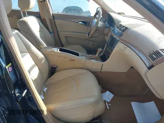 2007 Mercedes-Benz E-Class 3.5L with VIN WDBUF87X37X223280, listed as a IAAI auction lot 41379149 with 203,957 mi miles. Bid and sale history available at carsss.com. Image 5.