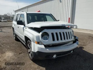 2017 Jeep Patriot High Altitude z VIN 1C4NJPFA3HD172779, wystawiony jako IAAI lot #41855244 z przebiegiem 109 882 mil mil oraz . Historia ofert i sprzedaży dostępna na DreamBid. Obrazek 1.