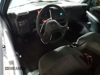 1994 GMC Sonoma with VIN 1GTCS1441RK520655, listed as a Copart auction lot 49956605 with 109,399 mi miles and Salvage Title. Bid and sale history available at DreamBid. Image 8.