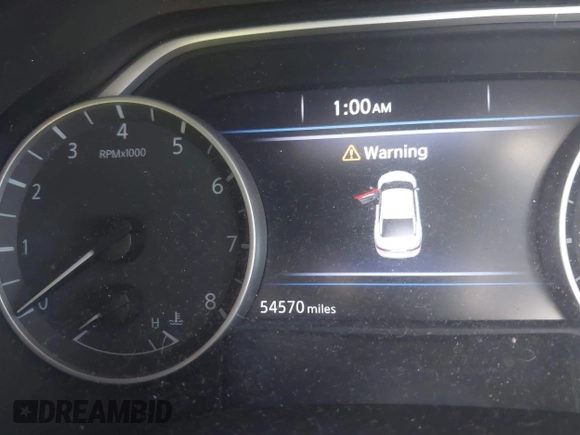2017 Nissan Maxima SV with VIN 1N4AA6AP9HC414880, listed as a IAAI auction lot 41311227 with 54,570 mi miles and . Bid and sale history available at DreamBid. Image 15.