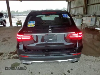 2019 Mercedes-Benz GLC 300 with VIN WDC0G4JB2KF587198, listed as a Copart auction lot 60434795 with 74,546 mi miles and Salvage title. Bid and sale history available at DreamBid. Image 6.