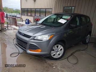 2014 Ford Escape S with VIN 1FMCU0F71EUC16148, listed as a IAAI auction lot 42025551 with 105,274 mi miles. Bid and sale history available at carsss.com. Image 2.