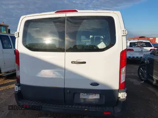 2018 Ford Transit with VIN 1FTYR1ZM6JKA46555, listed as a IAAI auction lot 42216565 with 212,024 mi miles and . Bid and sale history available at DreamBid. Image 16.