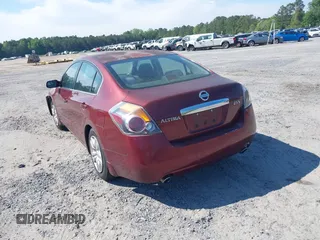 2010 Nissan Altima SL z VIN 1N4AL2AP3AN552038, wystawiony jako IAAI lot #42132761 z przebiegiem 152 335 mil mil oraz . Historia ofert i sprzedaży dostępna na DreamBid. Obrazek 3.