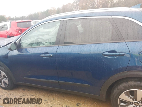 2017 Kia Niro FE with VIN KNDCB3LC8H5048326, listed as a IAAI auction lot 41045713 with 54,304 mi miles. Bid and sale history available at carsss.com. Image 14.