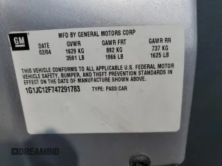 2004 Chevrolet Cavalier z VIN 1G1JC12F747291783, wystawiony jako Copart lot #59268375 z przebiegiem 82 558 mil mil oraz Czysty tytuł • Clean title. Historia ofert i sprzedaży dostępna na DreamBid. Obrazek 12.