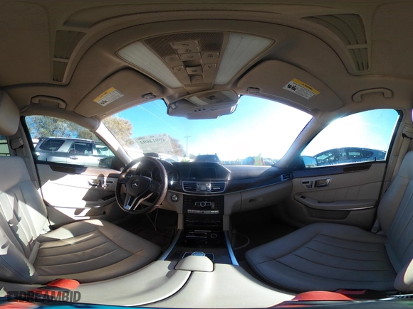 2014 Mercedes-Benz E-Class E 350 Luxury with VIN WDDHF8JBXEB068470, listed as a IAAI auction lot 40914692 with 96,308 mi miles. Bid and sale history available at carsss.com. Image 20.
