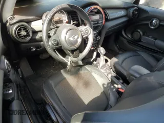 2014 MINI Hardtop with VIN WMWXM5C56ET935422, listed as a Copart auction lot 86022454 with 87,471 mi miles and Salvage Title. Bid and sale history available at DreamBid. Image 8.
