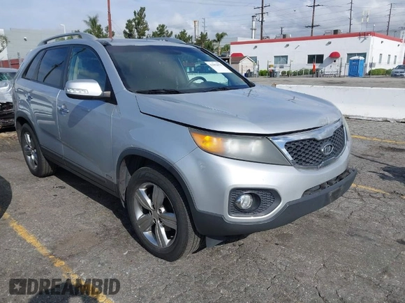 2012 Kia Sorento EX with VIN 5XYKUDA28CG214253, listed as a IAAI auction lot 41902079 with 160,943 mi miles. Bid and sale history available at carsss.com. Image 1.
