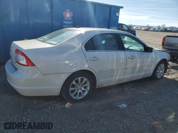 2009 Mercury Milan with VIN 3MEHM07ZX9R630759, listed as a Copart auction lot 44508335 with 262,721 mi miles and Salvage Title. Bid and sale history available at DreamBid. Image 3.