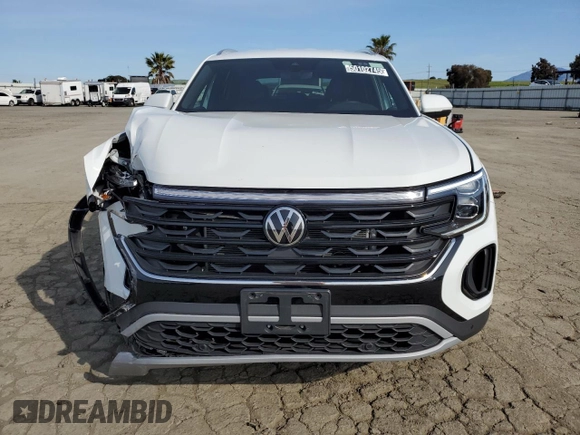 2025 Volkswagen Atlas SE with VIN 1V2WE2CA5SC201601, listed as a Copart auction lot 50102745 with 9,285 mi miles and Clean title. Bid and sale history available at DreamBid. Image 5.