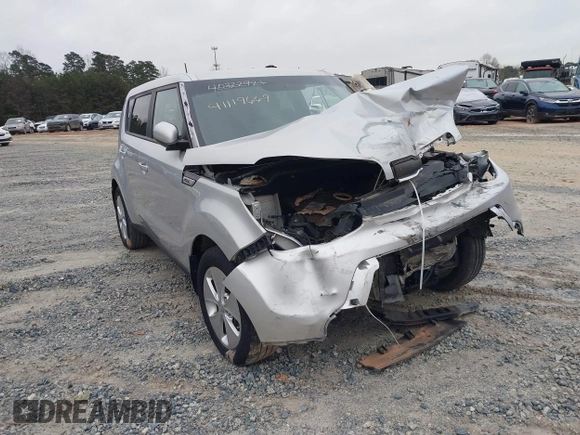 2016 Kia Soul with VIN KNDJN2A23G7865872, listed as a IAAI auction lot 41119669 with 1 mi miles. Bid and sale history available at carsss.com. Image 1.