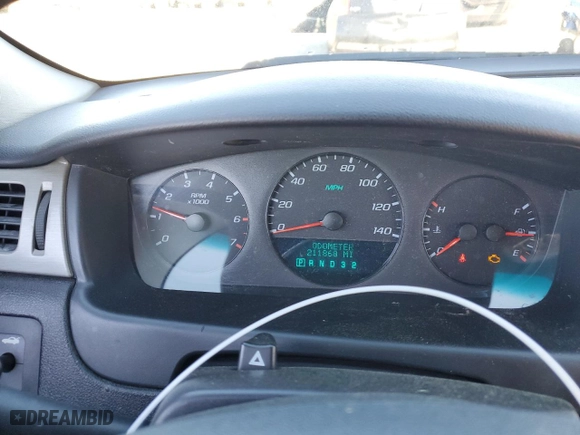 2008 Chevrolet Impala Police Police with VIN 2G1WS553289282284, listed as a Copart auction lot 46048085 with 211,868 mi miles and Salvage Title. Bid and sale history available at carsss.com. Image 9.