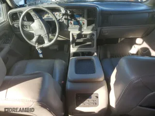 2004 Chevrolet Tahoe LT with VIN 1GNEK13Z74R271386, listed as a Copart auction lot 84734234 with 0 mi miles and Salvage Title. Bid and sale history available at carsss.com. Image 8.