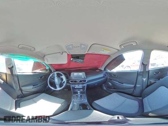 2021 Hyundai Kona SE z VIN KM8K1CAA7MU659637, wystawiony jako Copart lot #54394795 z przebiegiem 90 366 mil mil oraz Szkody całkowita. Historia ofert i sprzedaży dostępna na DreamBid. Obrazek 14.