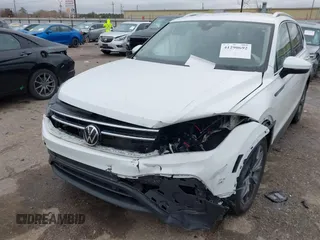 2022 Volkswagen Tiguan SE with VIN 3VV3B7AX0NM161398, listed as a IAAI auction lot 41290692 with 47,970 mi miles and . Bid and sale history available at DreamBid. Image 6.