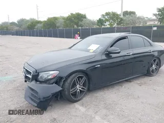 2018 Mercedes-Benz E-Class AMG E 43 with VIN WDDZF6EB3JA443828, listed as a IAAI auction lot 41877082 with 95,651 mi miles. Bid and sale history available at carsss.com. Image 17.