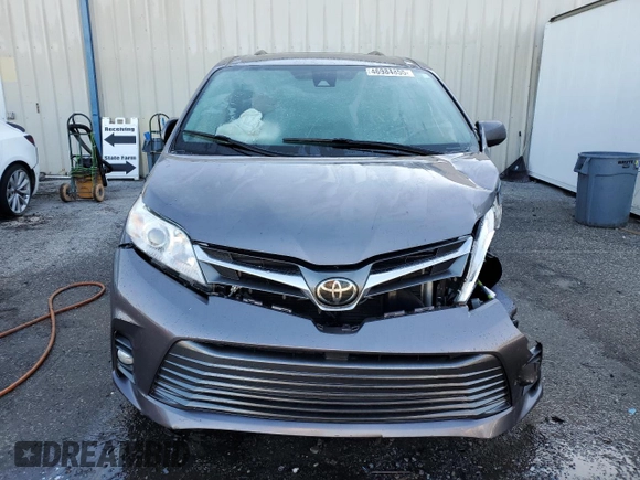 2020 Toyota Sienna XLE с VIN 5TDDZ3DC0LS243029, выставлен на аукционе Copart как лот 50818735 с пробегом 84 182 миль миль и Списание • Salvage title. История ставок и продаж доступна на DreamBid. Изображение 5.