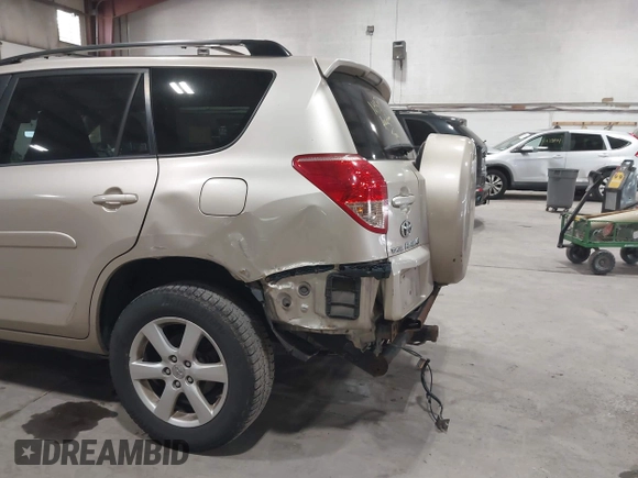 2008 Toyota RAV4 Limited with VIN JTMZK31V585023530, listed as a IAAI auction lot 42434462 with 232,829 mi miles and . Bid and sale history available at DreamBid. Image 15.