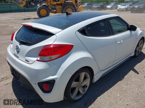 2013 Hyundai Veloster Turbo w/Black Int with VIN KMHTC6AE4DU122078, listed as a IAAI auction lot 42086862 with 203,692 mi miles. Bid and sale history available at carsss.com. Image 4.