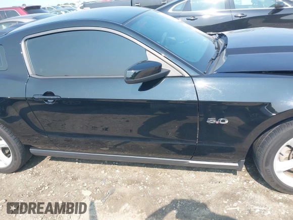 2012 Ford Mustang GT Premium с VIN 1ZVBP8CF2C5251013, выставлен на аукционе IAAI как лот 42376958 с пробегом 63 474 миль миль и . История ставок и продаж доступна на DreamBid. Изображение 13.