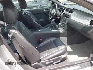 2013 Ford Mustang V6 with VIN 1ZVBP8AM7D5242049, listed as a IAAI auction lot 42629636 with 128,992 mi miles and . Bid and sale history available at DreamBid. Image 5.